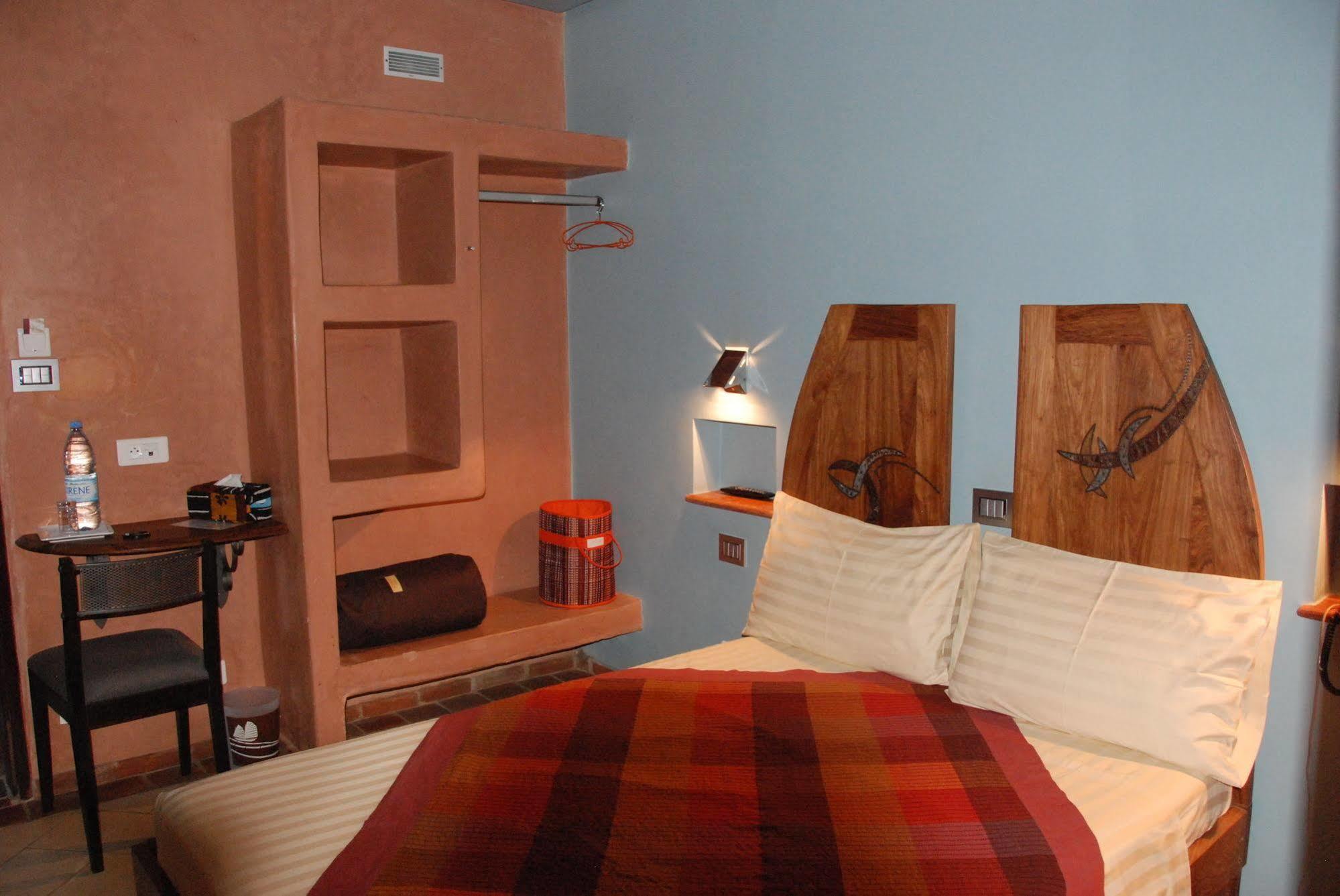 Hotel Le Djoloff Dakar Exterior foto