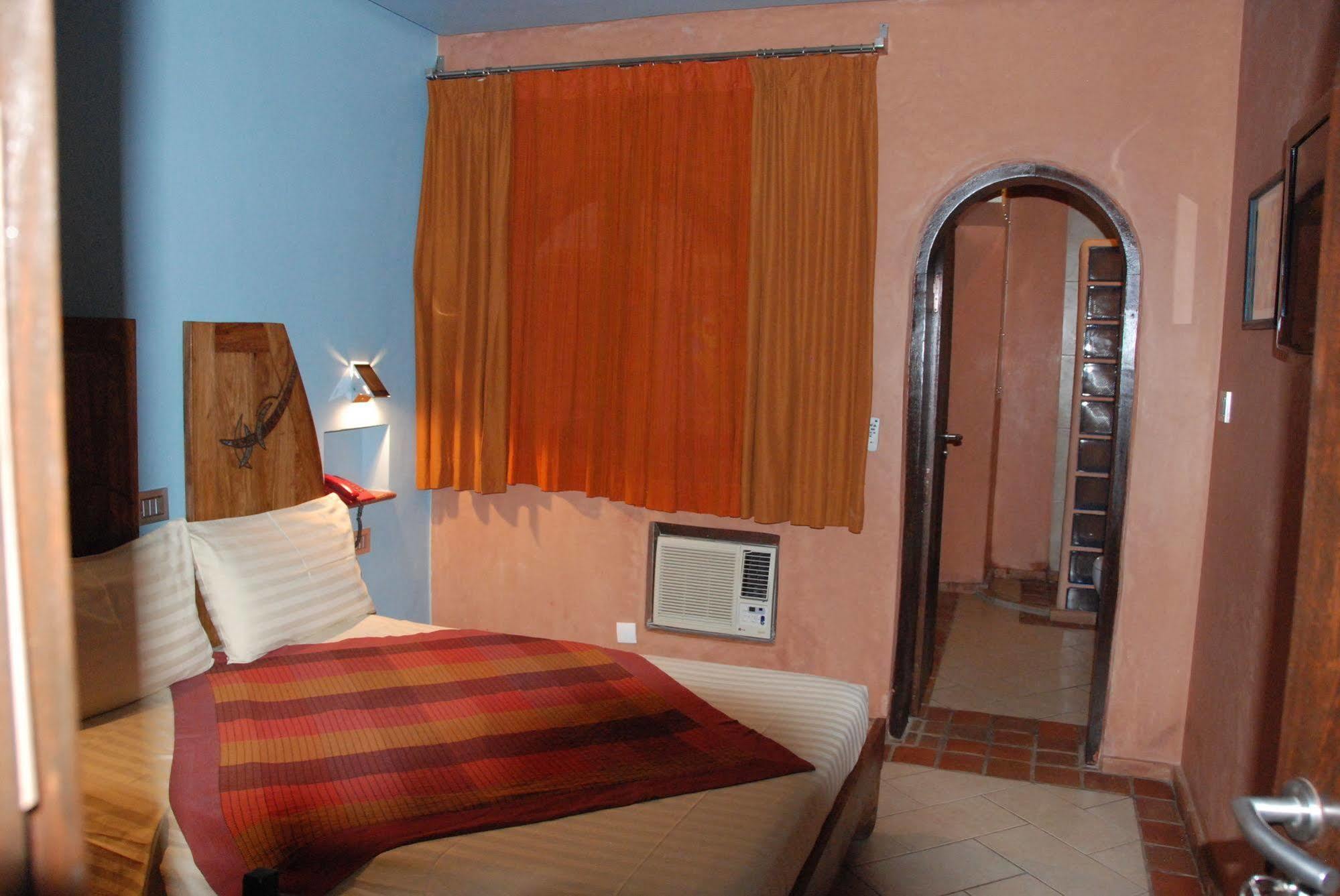 Hotel Le Djoloff Dakar Exterior foto